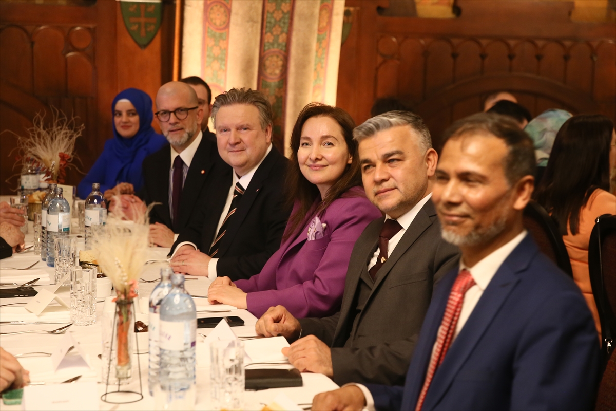 Avusturya’da Viyana Belediyesi iftar programı düzenledi | TurkArama Motoru | Sağlık ve Günlük Yaşam için Pratik Bilgiler