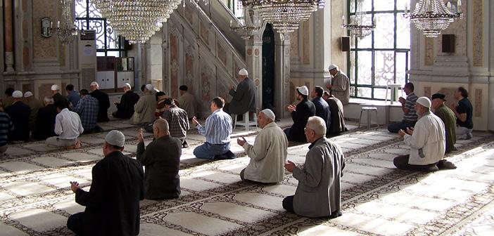 Ezan Duasının Arapça Türkçe Okunuşu ve Anlamı – Kısa Ezan Duası | TurkArama Motoru | Sağlık ve Günlük Yaşam için Pratik Bilgiler